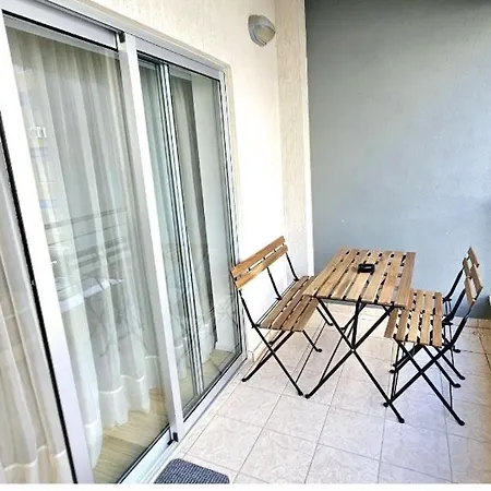 Eden Beach 111 شقة
