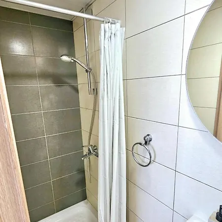 Διαμέρισμα Eden Beach 111 *