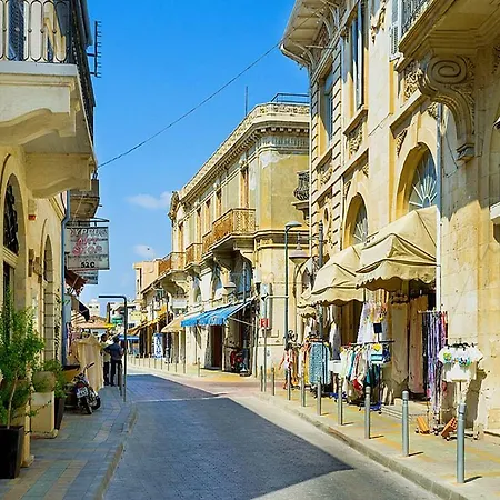 Eden Beach 111 Apartman Limassol